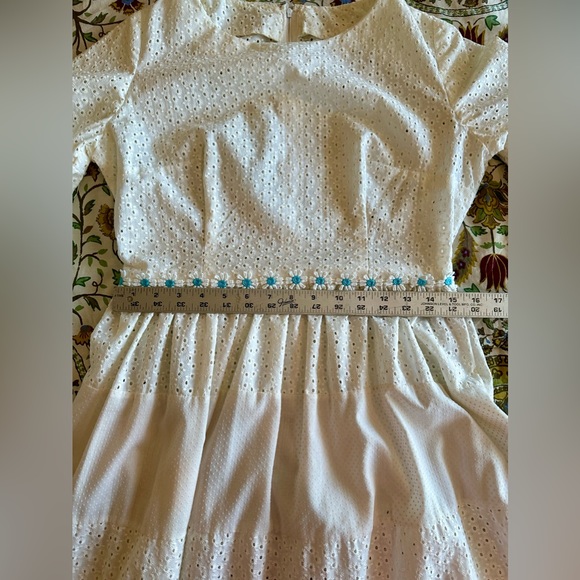 Vintage white eyelet Maxi Dress Daisy appliqué Size 6 Prairie 70’s Boho Theater - Picture 11 of 15
